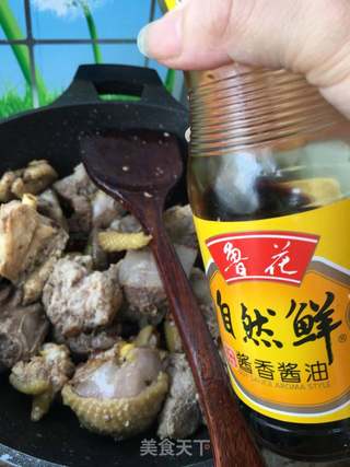 小鸡炖蘑菇的做法步骤：8