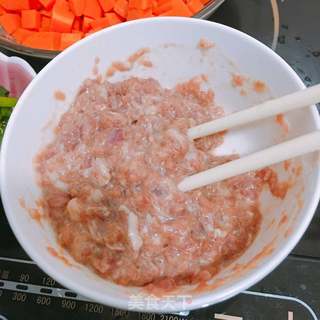 三文鱼瘦肉粥的做法步骤：3