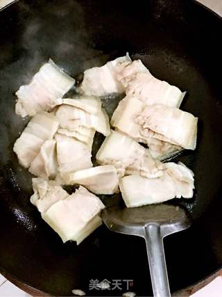 回锅肉的做法步骤：3