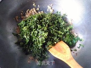 莴笋叶炒饭的做法步骤:5