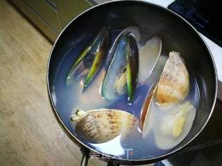 西班牙海鲜烩饭的做法步骤:10