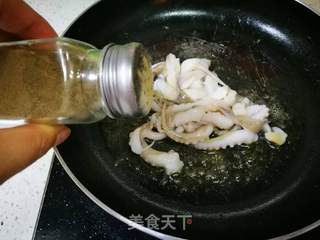 西班牙海鲜烩饭的做法步骤:12
