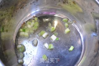 红白配-酸辣牛肉汤的做法步骤:2