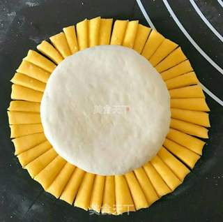 向日葵馒头的做法步骤：9