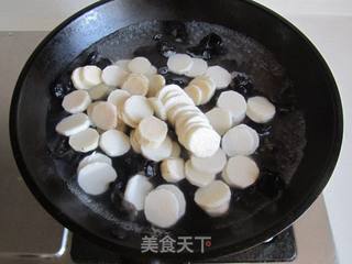 黑木耳炒山药的做法步骤:3