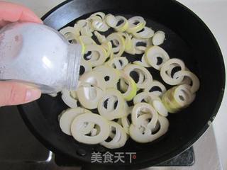 雪菜炒春笋的做法步骤:2