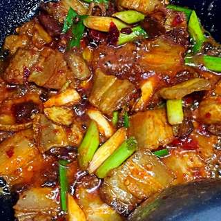 回锅肉的做法步骤:4