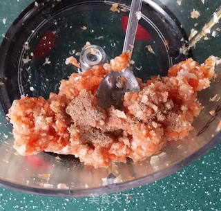 馄饨肉末披萨的做法步骤:5