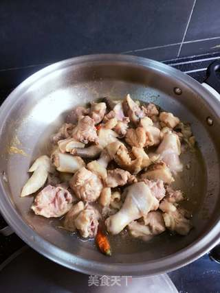 昆布油焖鸡的做法步骤:6