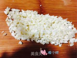蒜蓉菠菜的做法步骤:2