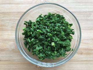 荠菜冬笋饭的做法步骤:3