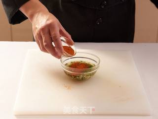 乔小晓美食分享——酥嫩烤鸡的做法步骤:4