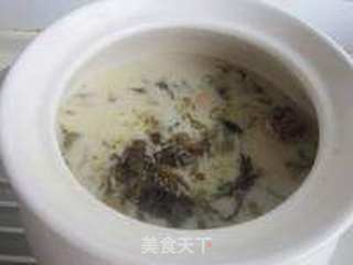 红果家菜谱之酸菜老鸭汤的做法步骤:10