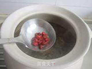 红果家菜谱之酸菜老鸭汤的做法步骤:11