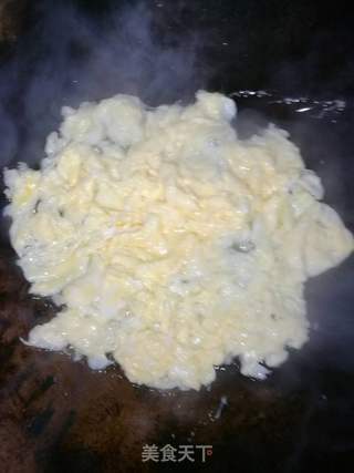 虾仁蛋炒饭的做法步骤:3