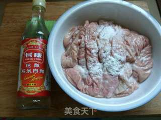 脆皮大肠的做法步骤：1