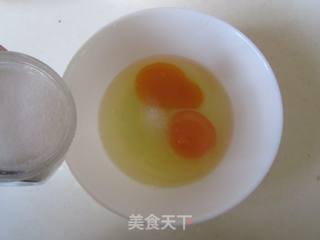 银鱼菌菇鸡蛋汤的做法步骤:2