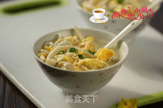 银鱼菌菇鸡蛋汤的做法步骤:9