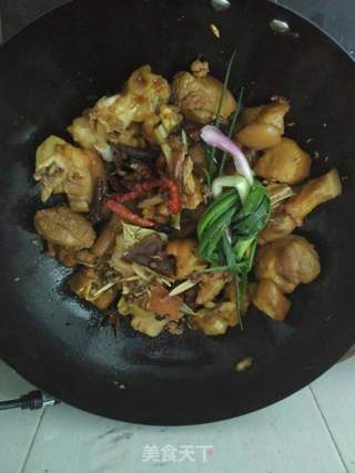 湘当有味猪脚的做法步骤:8