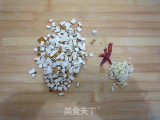 芹菜叶拌香干的做法步骤:4