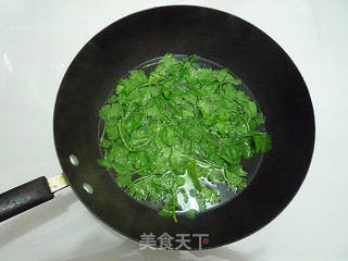 芹菜叶拌香干的做法步骤:2