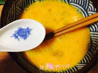 蒜苗炒鸡蛋的做法步骤:4