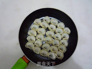 生煎云吞的做法步骤:12