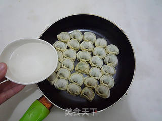 生煎云吞的做法步骤:14