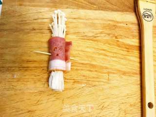 培根金针菇卷的做法步骤:8