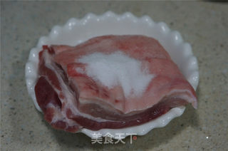 一品扣肉的做法步骤:2