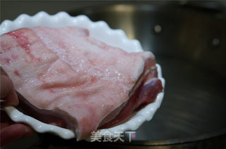 一品扣肉的做法步骤:3