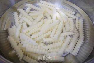 夜市小吃之王狼牙土豆的做法步骤:3