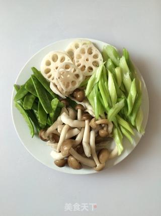  麻辣香锅的做法步骤：2