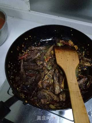 手撕牛肉的做法步骤:6