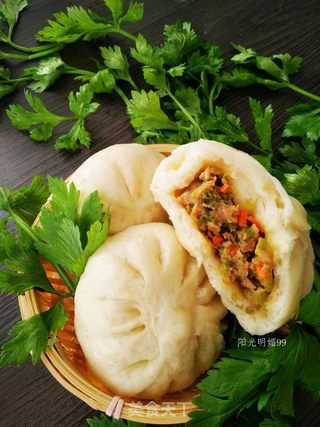 芹菜猪肉包子的做法步骤:18