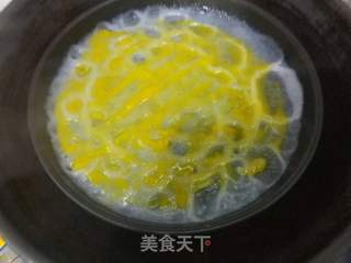 【学生早餐】鸡蛋肠粉的做法步骤:5
