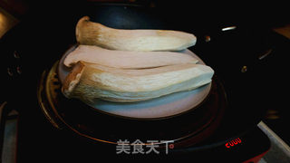 手撕凉拌杏鲍菇的做法步骤:2