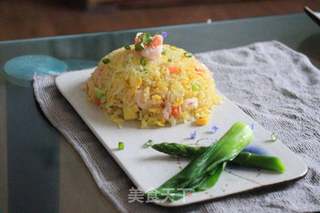菠萝炒饭的做法步骤:3