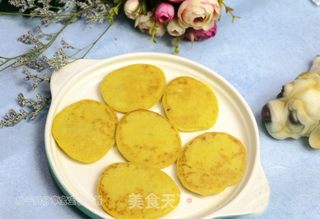 南瓜莲子薏米牛奶饼的做法步骤:9
