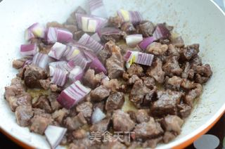 土豆牛肉焖饭的做法步骤:3