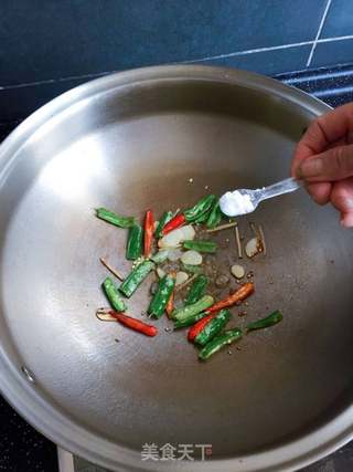 昆布三杯鱿鱼的做法步骤:4