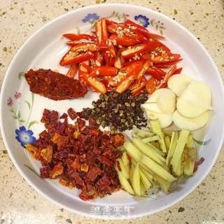 火爆鱿鱼的做法步骤:6