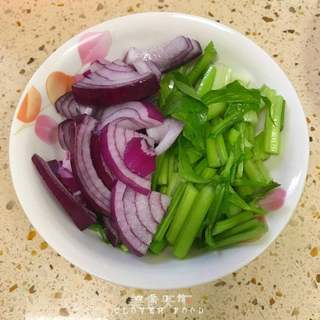火爆鱿鱼的做法步骤:7
