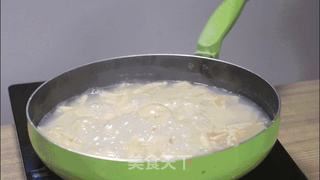 酸汤面叶的做法步骤:12