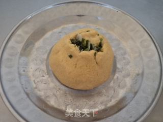 韭菜虾皮馅饽饽的做法步骤：9