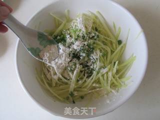 土豆丝饼的做法步骤：4