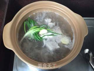 糖醋排骨的做法步骤:2