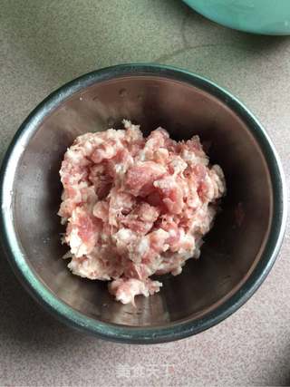 肉酿虎皮青椒的做法步骤:2