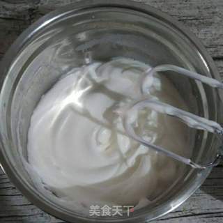 抹茶戚风蛋糕卷的做法步骤:5