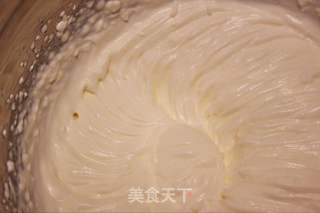 FLUFF棉花糖——黑芝麻戚风蛋糕的做法步骤:14
